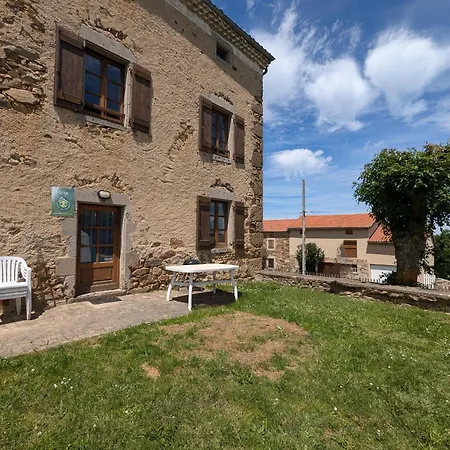 En Pierre Avec 3 Chambres, Cour Et Proximite Activites, - Fr-1-582-252 * Pinols